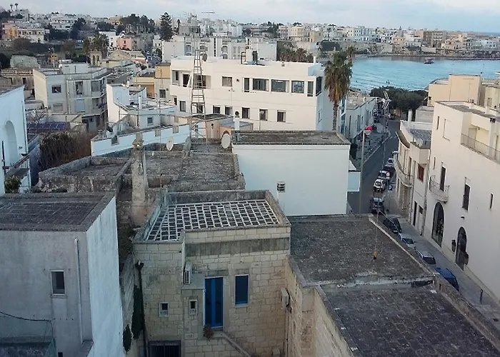 Facile - Via San Francesco Da Paola *